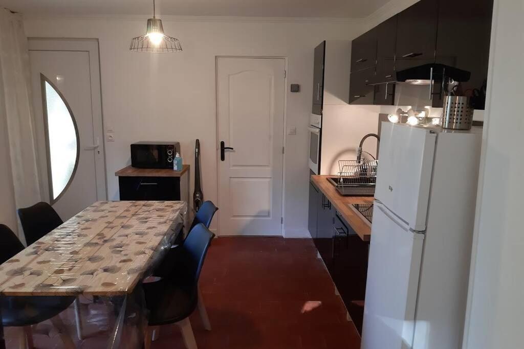 La Petite Maison Dans La Vallee アヴァヨン エクステリア 写真